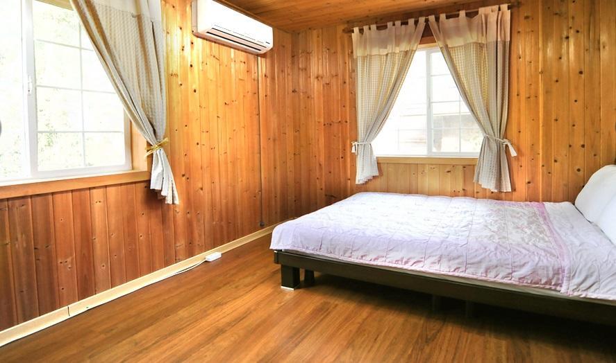 Jeju Log Village Pension Согвіпо Екстер'єр фото